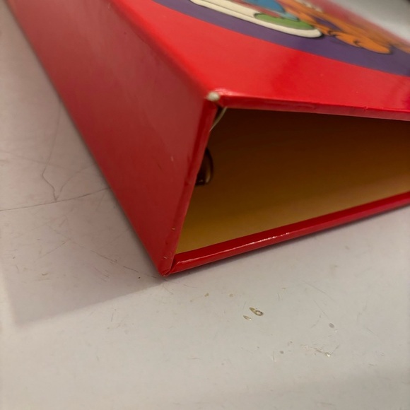 Vintage Disney Mickey Mouse Pluto red 3 ring binder made in Montreal Canada - Picture 6 of 11